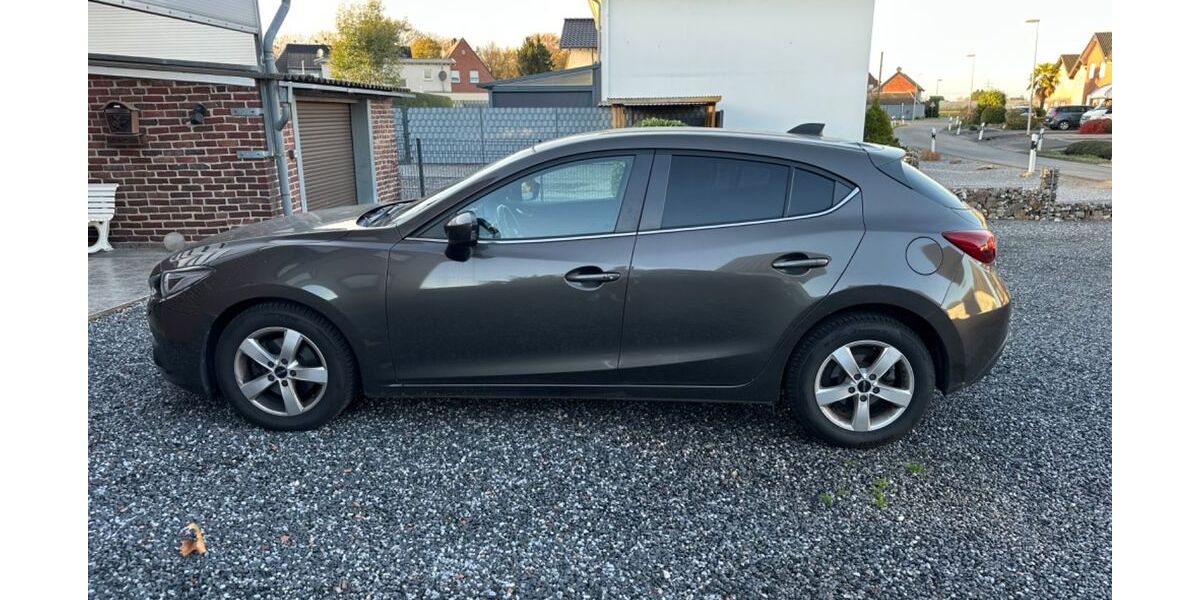Mazda 3 86.000 km 11.500 &euro; Köln 51103