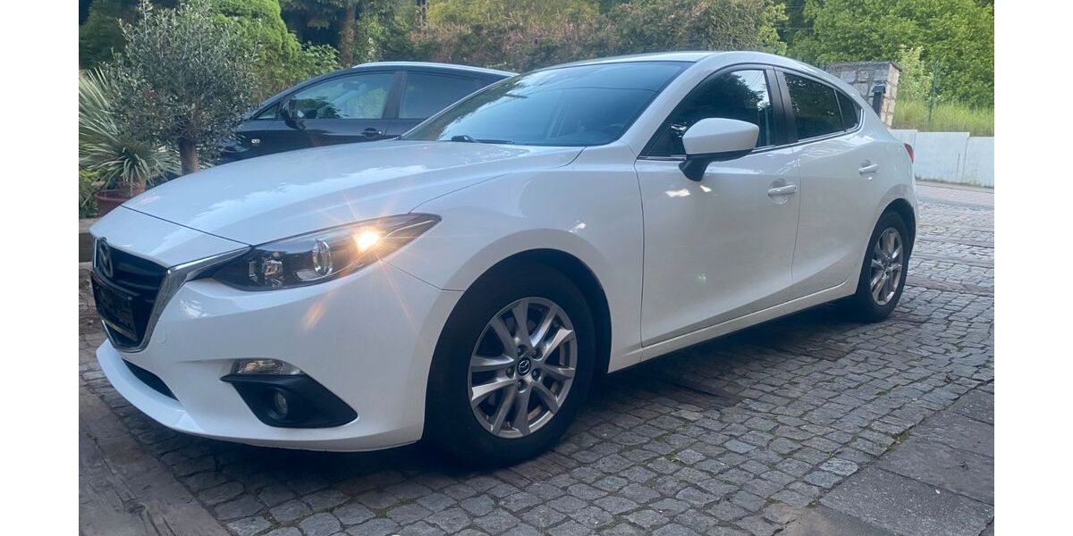 Mazda 3 181.000 km 8.900 &euro; Lócknitz 17321