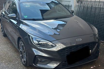 Ford Focus 150.000 km 13.000 &euro; Frankfurt 65936