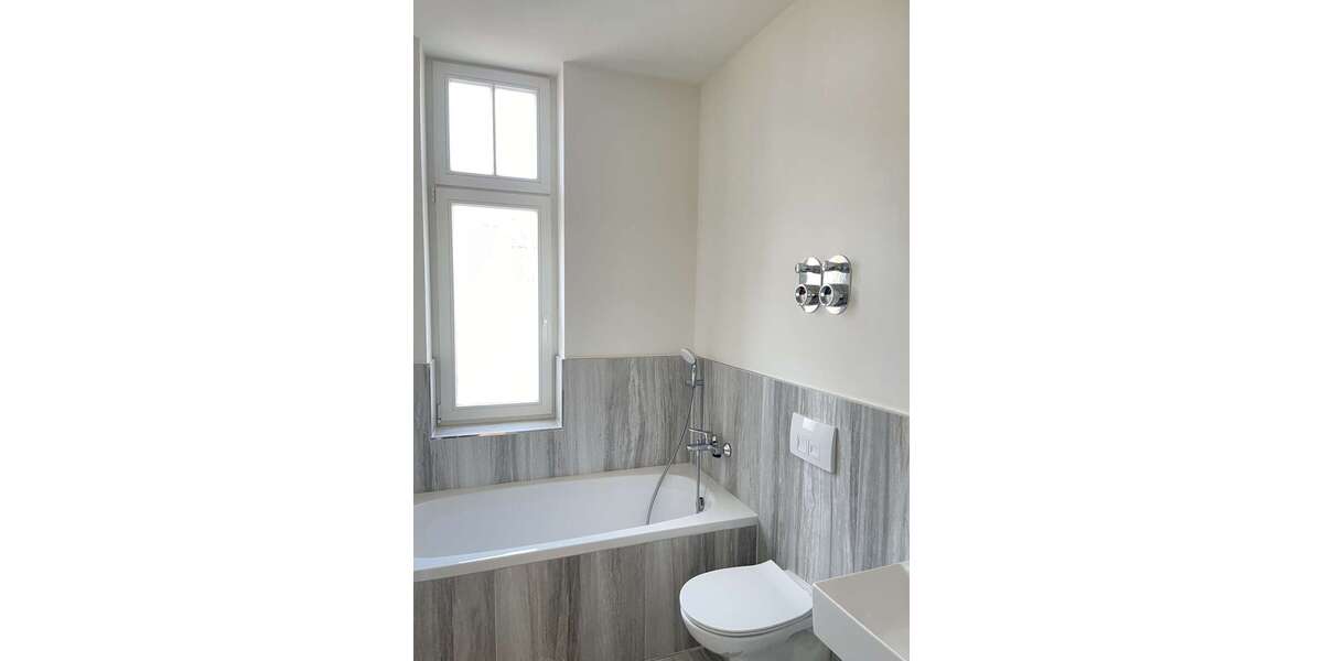 Etagenwohnung Zwickau Mitte-West - 4 Zimmer, 82 m&sup2;, 575&euro; | Angebot:26997293
