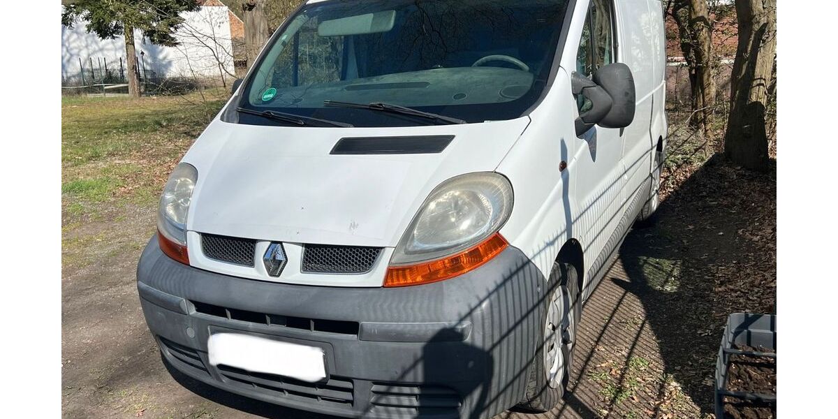 Renault Trafic 242.778 km 1.950 &euro; Berlin (Spandau) 13587