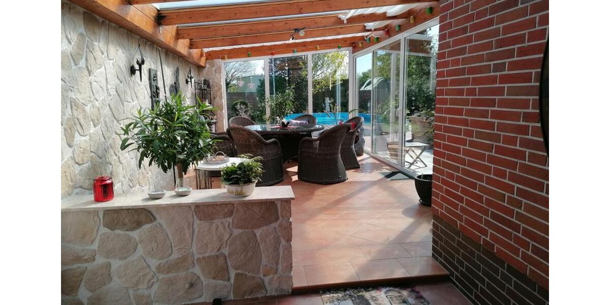 Einfamilienhaus Friedeburg - 8 Zimmer, 220 m&sup2;, 430.000&euro; | Angebot:26781570