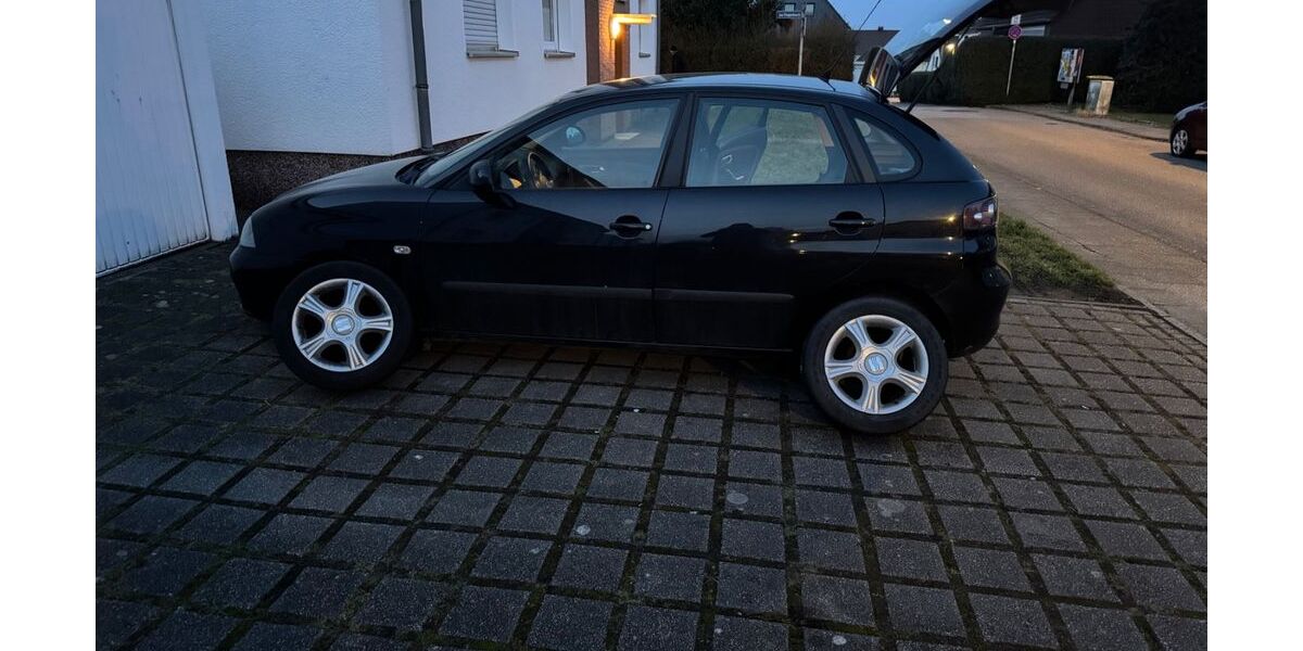 Seat Ibiza 150.000 km 1.500 &euro; Essen 45359
