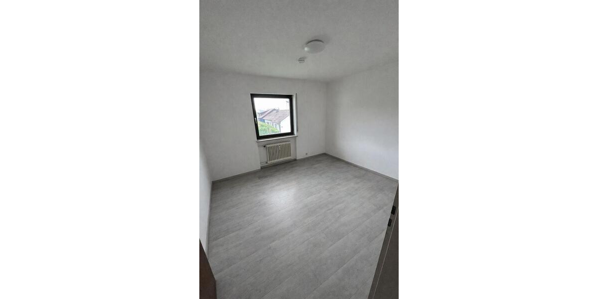 Erdgeschoßwohnung Laufenburg (Baden) - 4 Zimmer, 110 m&sup2;, 950&euro; | Angebot:26305358