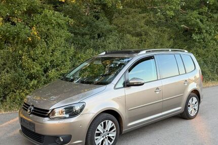 VW Touran 206.000 km 8.200 &euro; Balingen 72336