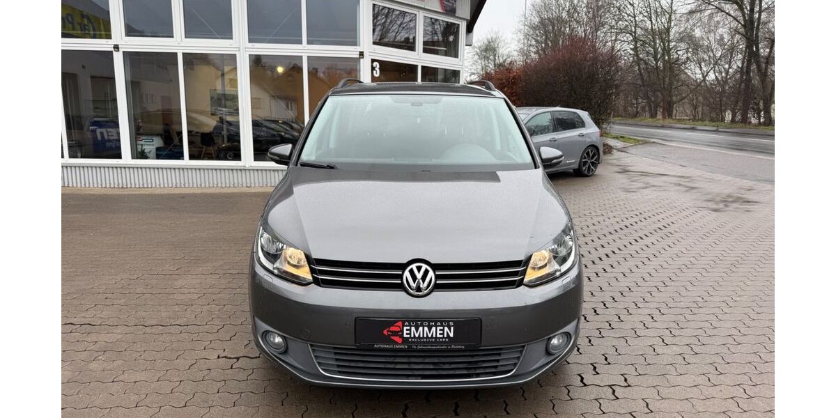 VW Touran 125.000 km 11.990 &euro; Bückeburg 31675