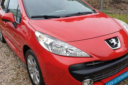 Peugeot 207 164.281 km 2.699 € Berlin 12055