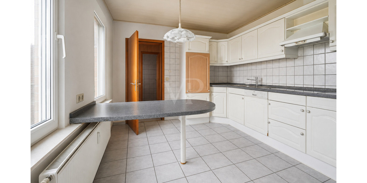 Altbau mit Potenzial – Sanierungsbedürftiges Zweifamilienhaus mit zwei separaten Wohneinheiten (WEG) - Zweifamilienhaus Rheine Rheine | Angebot:27180289