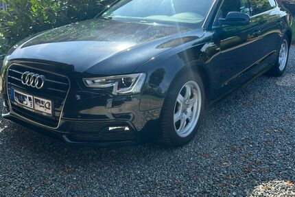Audi A5 71.459 km 17.500 &euro; Börnsdorf 24306