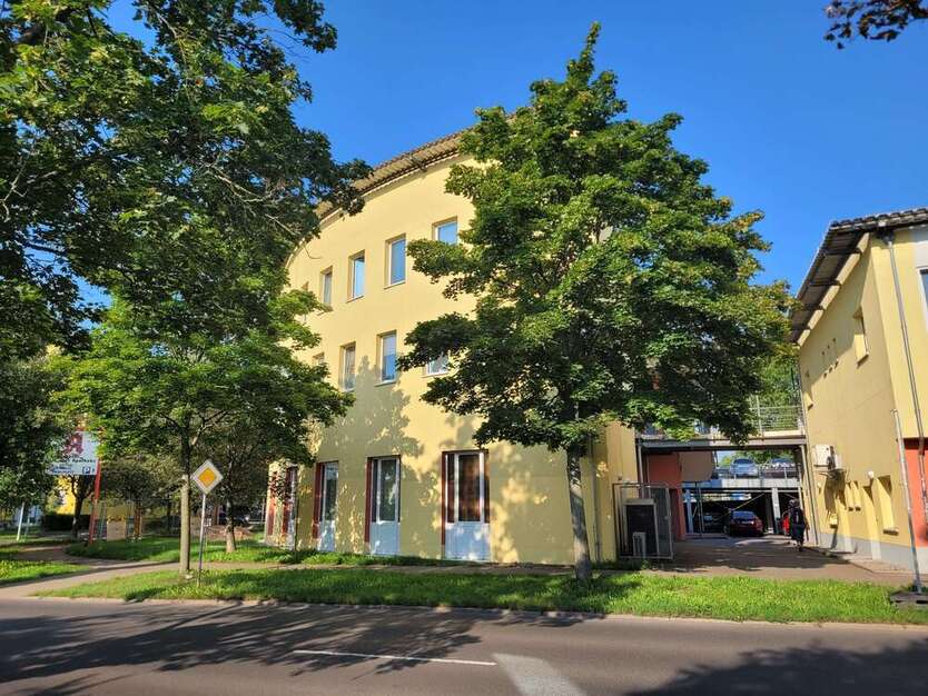 Büro in Gotha 650 € 98 m²