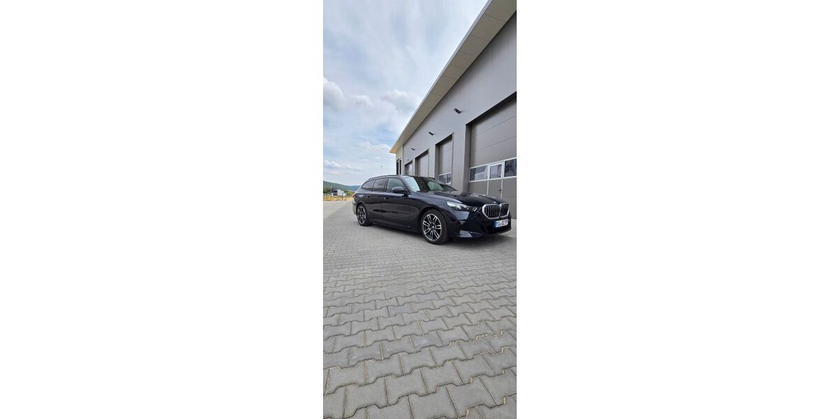 BMW i5 16.000 km 58.900 &euro; Wörth am Main 63939