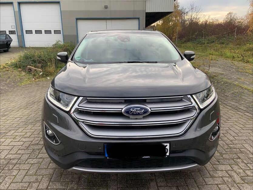 Ford Edge 141.069 km 17.490 € Grevenbroich 41517