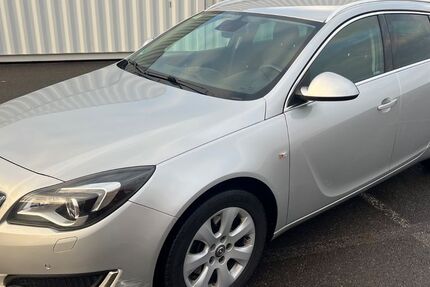 Opel Insignia 200.000 km 6.700 € Berlin 12057