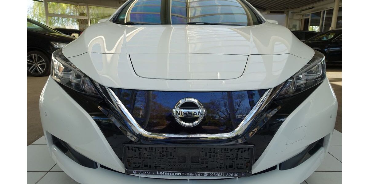 Nissan Leaf 112.432 km 10.890 &euro; Magdeburg 39130