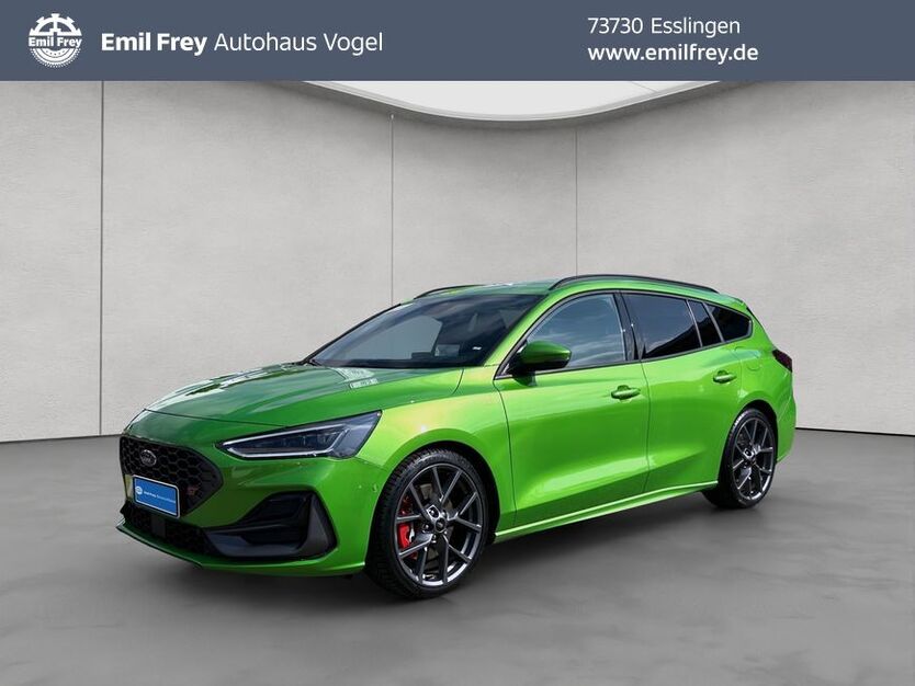 Ford Focus 44.316 km 32.840 € Esslingen 73730