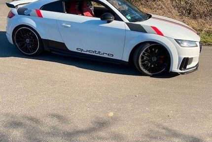 Audi TTS