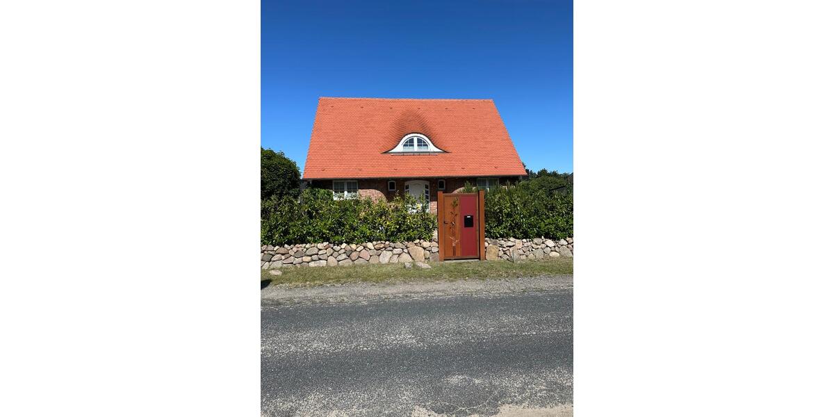 Einfamilienhaus Neuburg - 12 Zimmer, 258 m&sup2;, 775.000&euro; | Angebot:27094516
