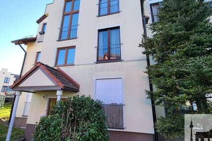 Dachgeschoss-Wohnung in toller Wohnlage! 2 zimmer