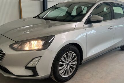 Ford Focus 53.350 km 13.490 &euro; Ebergötzen 37136