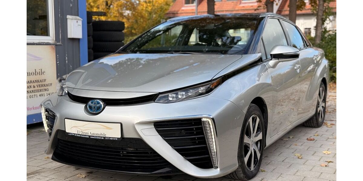 Toyota Mirai 94.000 km 7.490 &euro; München 81243
