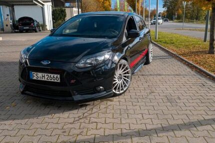 Ford Focus 162.762 km 10.600 &euro; Moosburg 85368