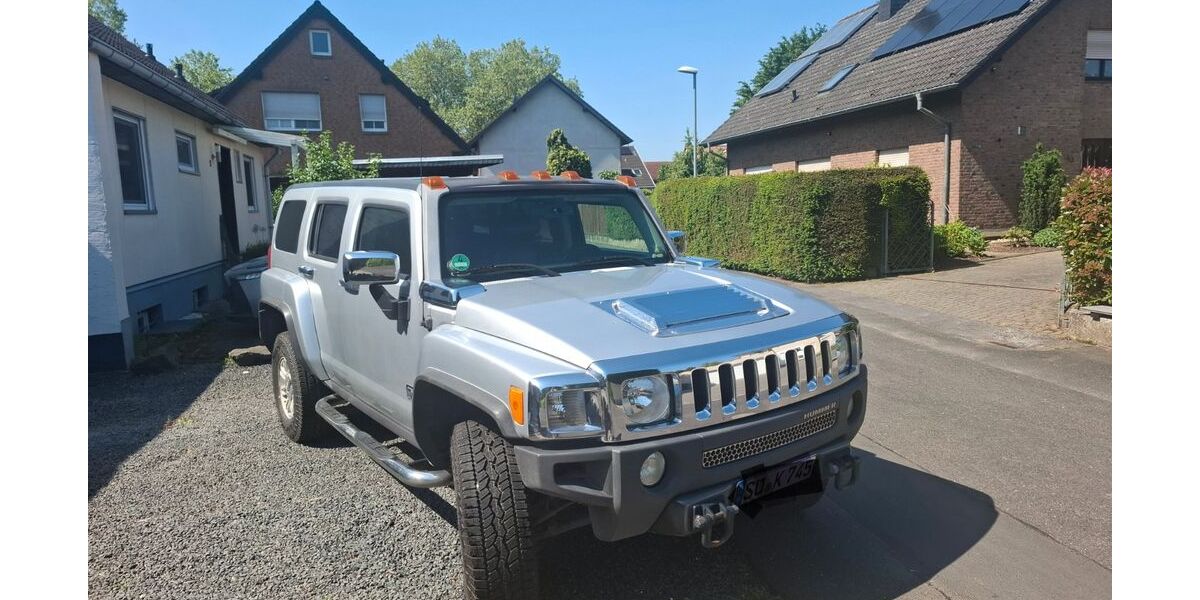 Hummer H3 98.000 km 13.950 &euro; RHEINBACH 53359