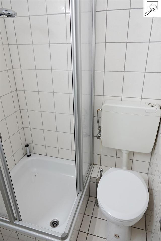 Geräumige Gewerbefläche in stadtnaher Lage in Aurich zimmer