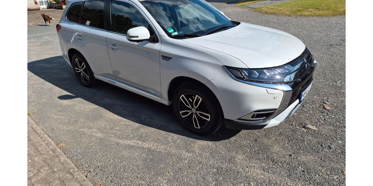 Mitsubishi Plug-in Hybrid Outlander 116.000 km 17.000 &euro; Eslohe 59889