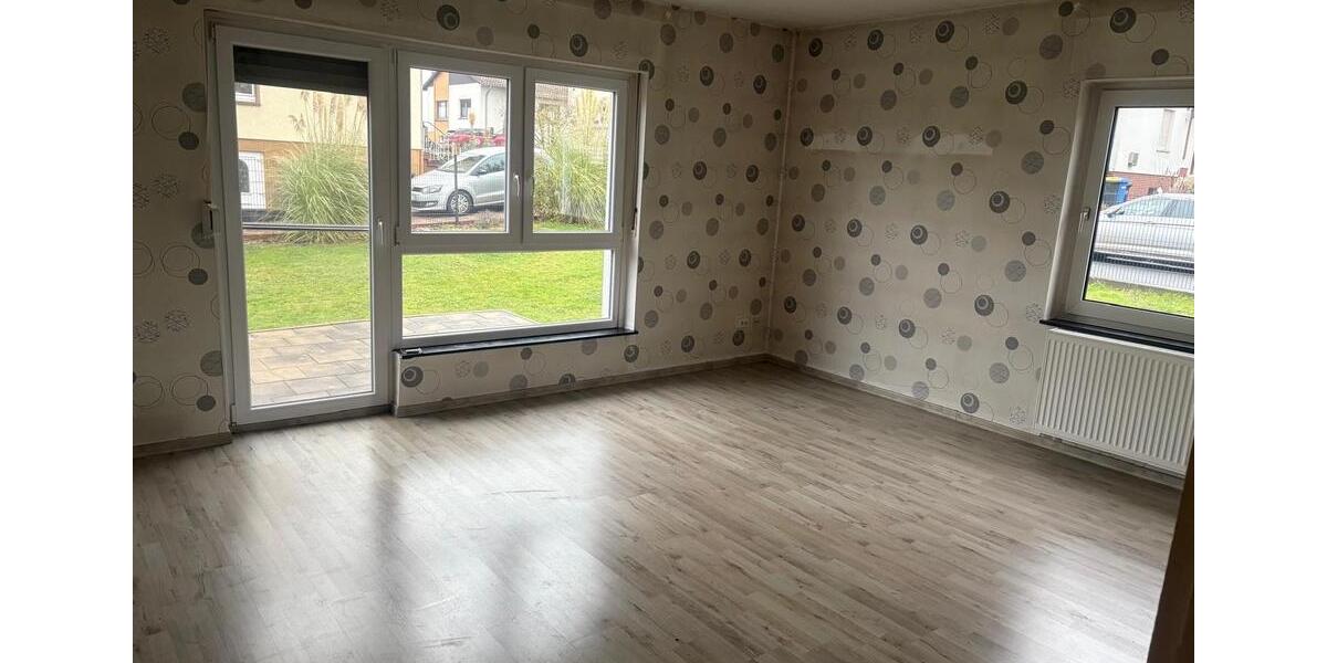 Erdgeschoßwohnung Borken (Hessen) - 4 Zimmer, 80 m&sup2;, 850&euro; | Angebot:26354954
