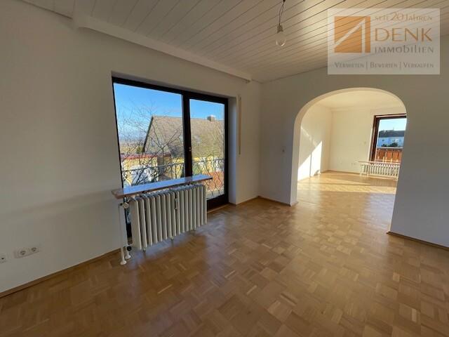 Familienglück garantiert – Großzügige 5‑Zimmer- Wohnung mit Balkon in Buchbrunn 5 zimmer