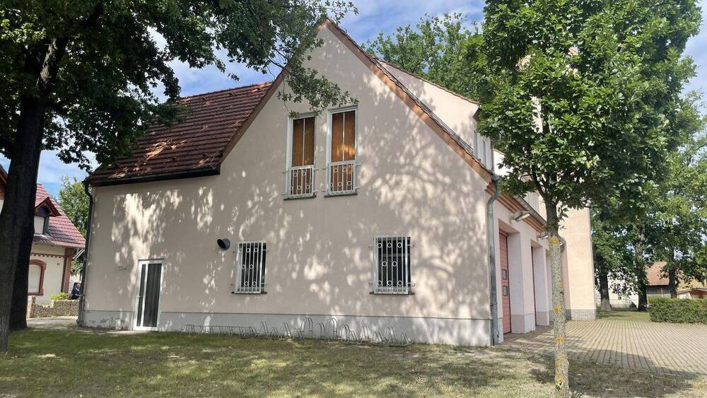 Mehrfamilienhaus, Wohnhaus Schleife - 3 Zimmer, 142 m&sup2;, 150.000&euro; | Angebot:25780925