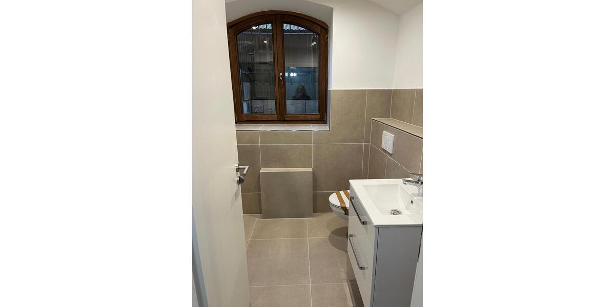 Etagenwohnung Wiesbaden Schierstein - 2 Zimmer, 64 m&sup2;, 1.140&euro; | Angebot:26661982