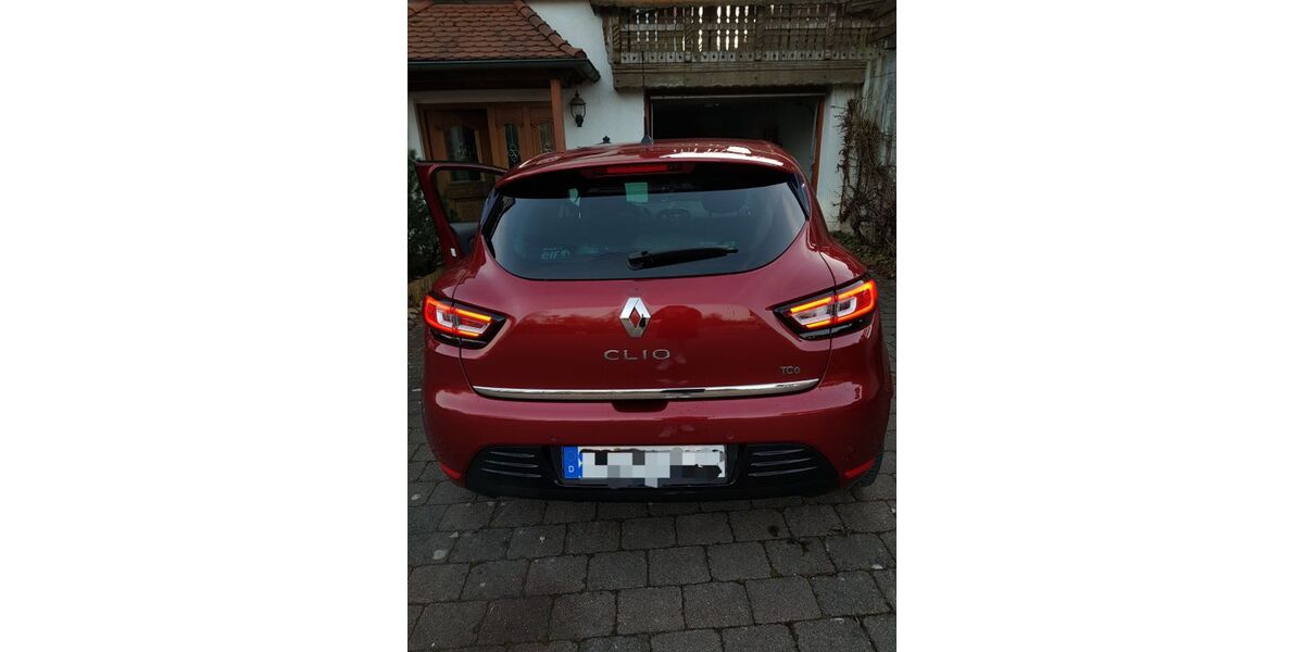 Renault Clio 175.000 km 6.200 &euro; Oppenweiler 71570