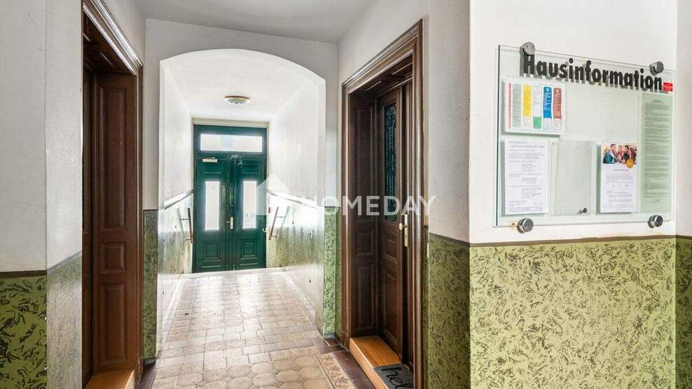 Gemütliche 2-Zimmer-Wohnung mit Balkon, EBK und Abstellkammer im sanierten Denkmalhaus 2 zimmer