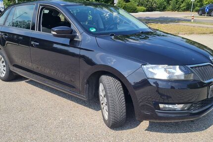 Skoda Rapid 120.300 km 5.900 &euro; Geisenfeld 85290