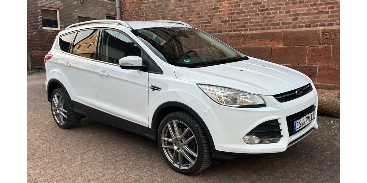 Ford Kuga 193.000 km 7.555 &euro; Waldkappel 37284