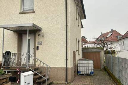 Doppelhaushälfte - Ideal als Ein- oder Zweifamilienhaus 8 zimmer