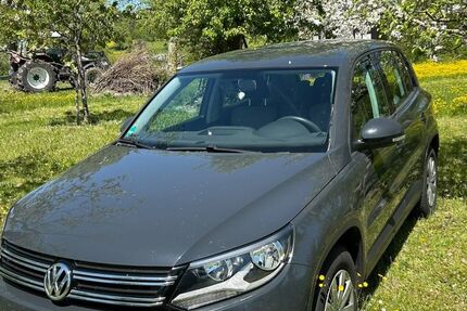 VW Tiguan 132.590 km 10.900 &euro; Hechingen 72379