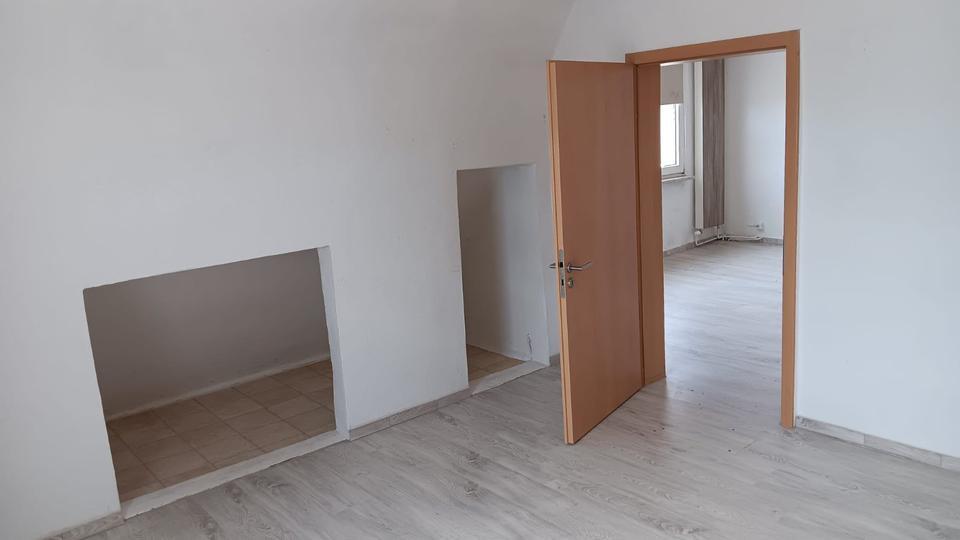 Einfamilienhaus mit Eigentumsgrundstück in Kaiserslautern zimmer