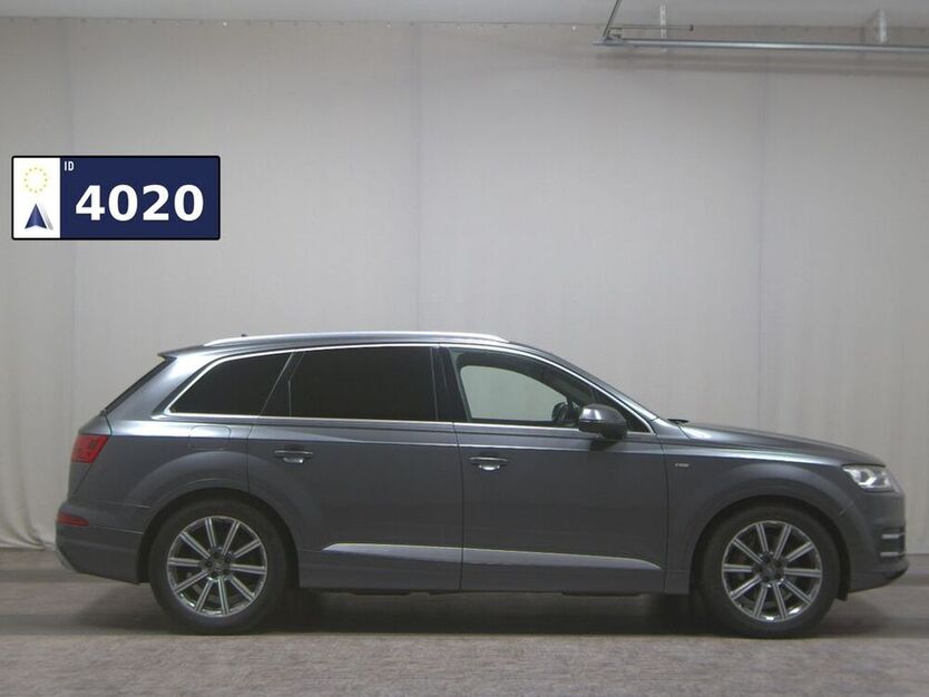 Q7