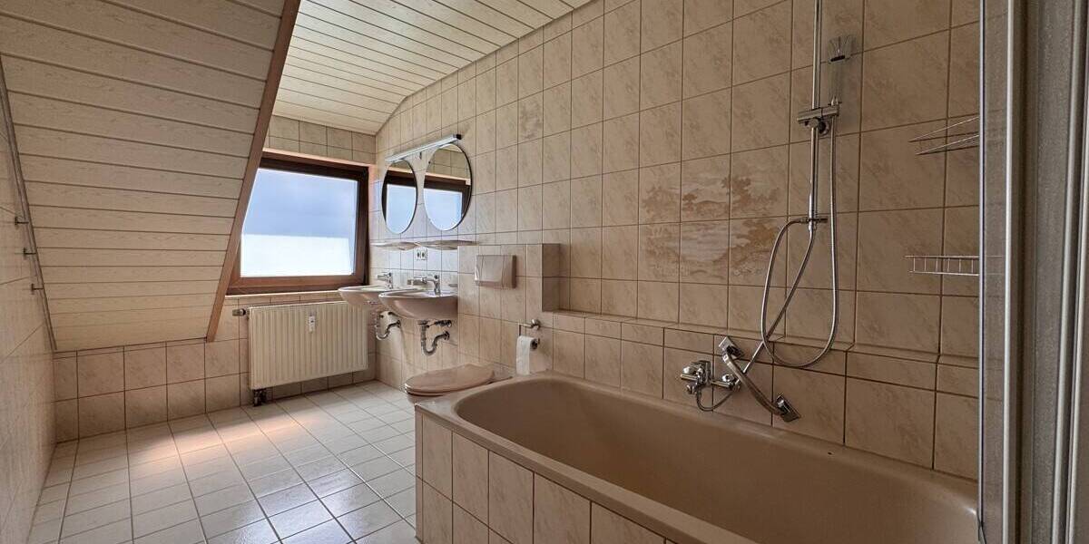 Etagenwohnung Crailsheim - 4 Zimmer, 93 m&sup2;, 800&euro; | Angebot:26694543