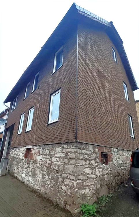 Haus zum Kaufen in Bad Lauterberg im Harz 250.000 € 240 m²