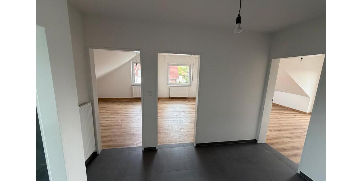 Dachgeschoßwohnung Lohne (Oldenburg) - 3 Zimmer, 73 m&sup2;, 800&euro; | Angebot:26408255