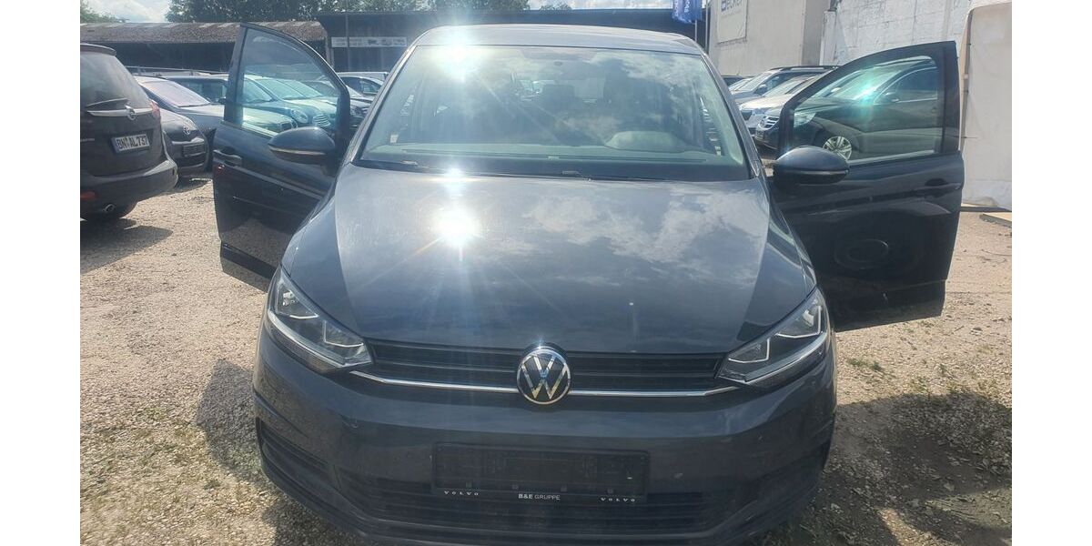 VW Touran 154.000 km 14.900 &euro; Bonn 53227
