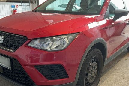 Seat Arona 95.705 km 9.402 &euro; Lauingen (Donau) 89415