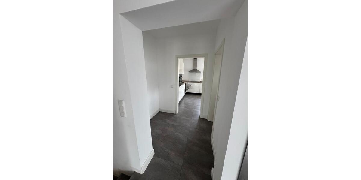 Reihenhaus Recklinghausen - 6 Zimmer, 195 m&sup2;, 3.040&euro; | Angebot:26295241