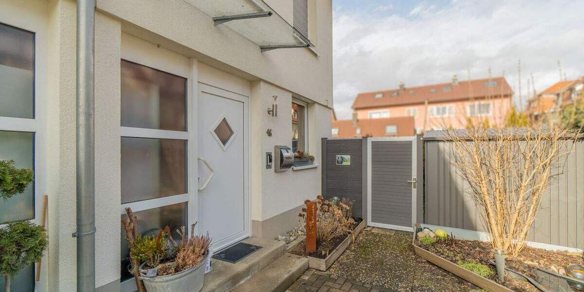 Reihenendhaus Villingen-Schwenningen Schwenningen - 5 Zimmer, 136 m&sup2;, 399.000&euro; | Angebot:25743172