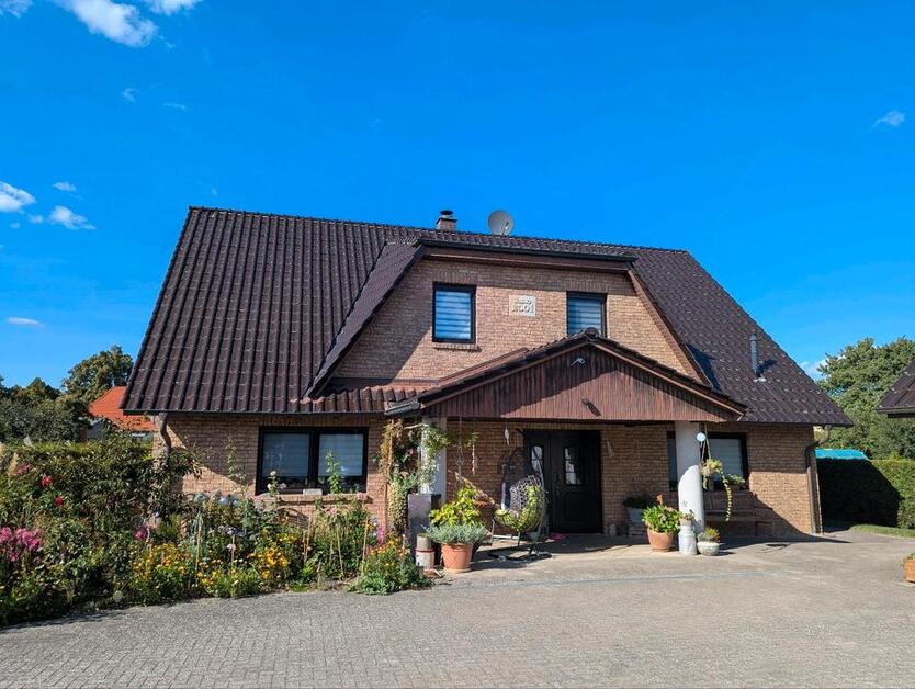schönes Einfamilienhaus mit viel Platz zimmer