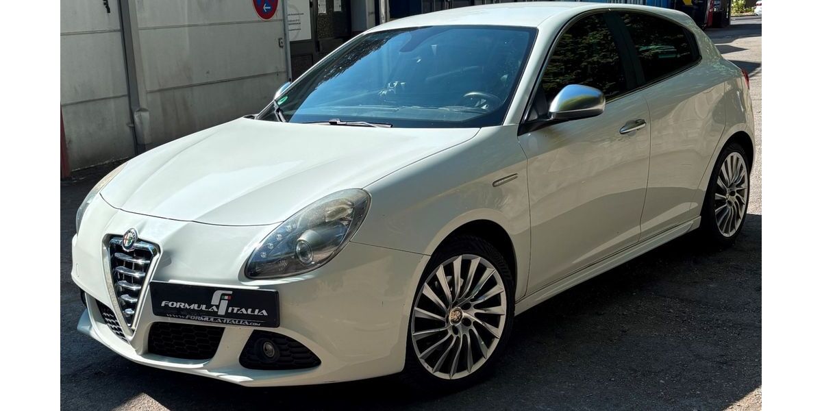 Alfa Romeo Giulietta 83.000 km 5.590 &euro; Solingen 42697