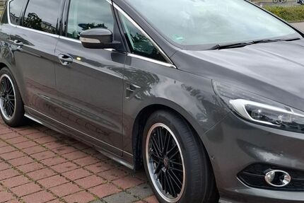 Ford S-Max 173.000 km 12.400 &euro; Berlin 13469